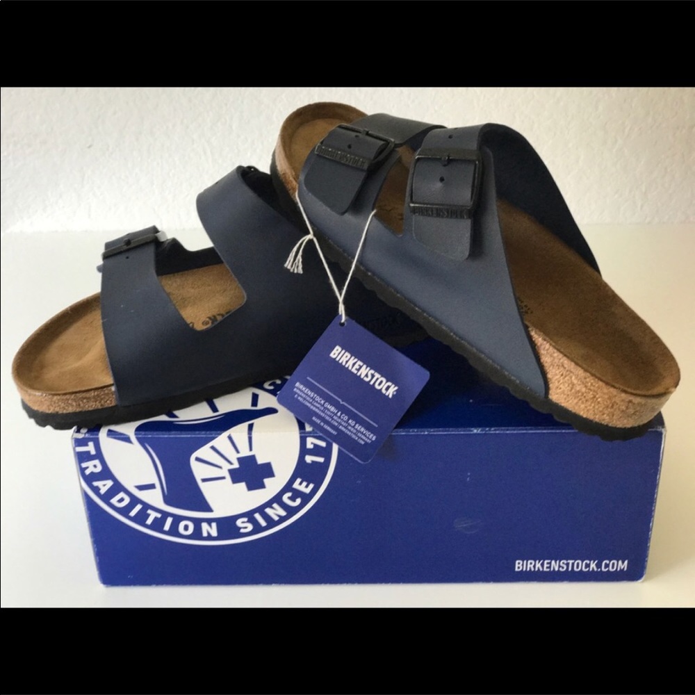NWT!❤️ Black Birkenstocks!